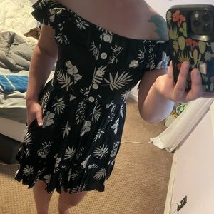 Hell Bunny, size small, black and off white Hawaiian print